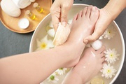 Revitalize Your Soles: Professional Foot Massage Service!